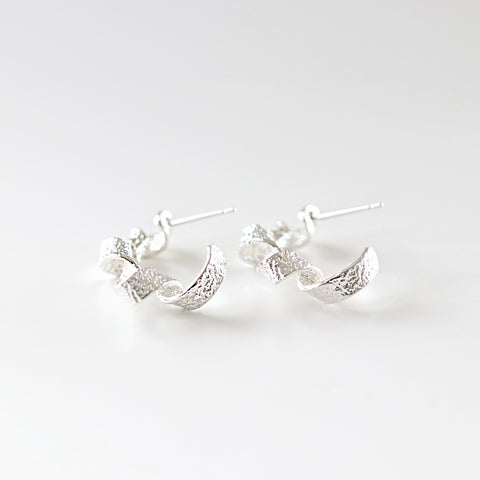 Textured Spiral earrings - M