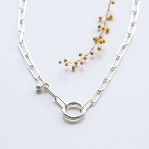 O Link Chain Short Necklace