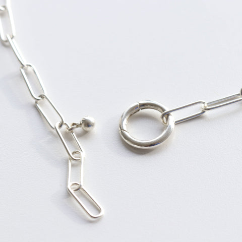 O Link Chain Short Necklace