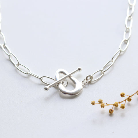 Wave O Bar Short Necklace