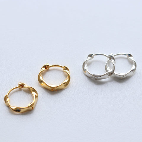 Wavy Hoop Earrings