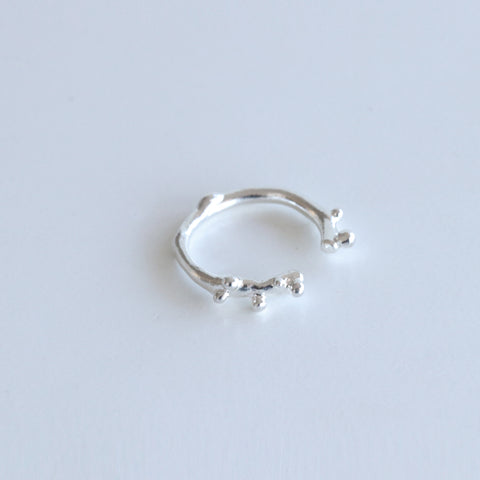 Organic Dots Open Ring