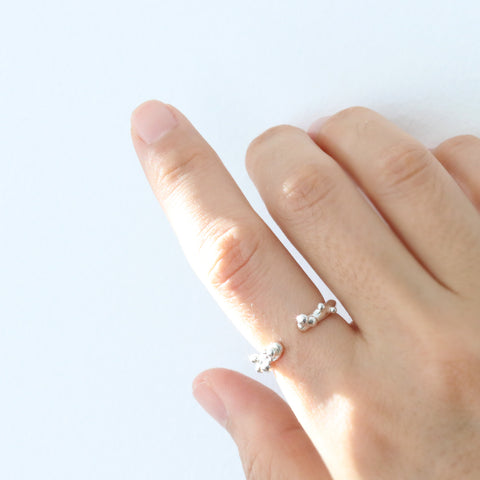 Organic Dots Open Ring