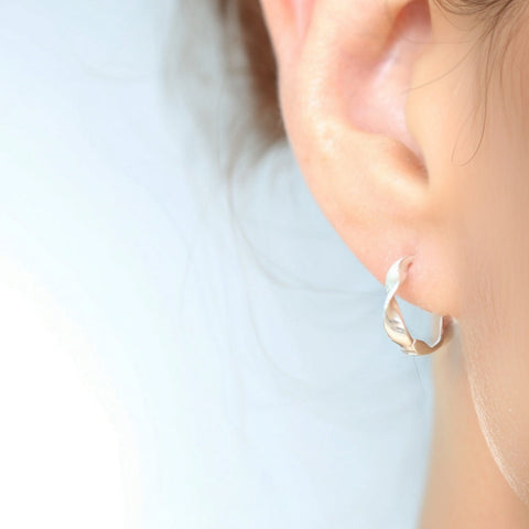 Wavy Hoop Earrings