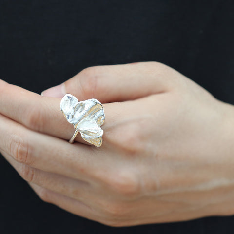 The Blooming Whisper Ring