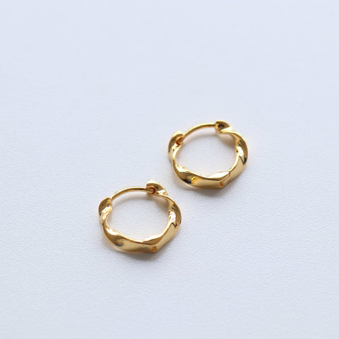 Wavy Hoop Earrings