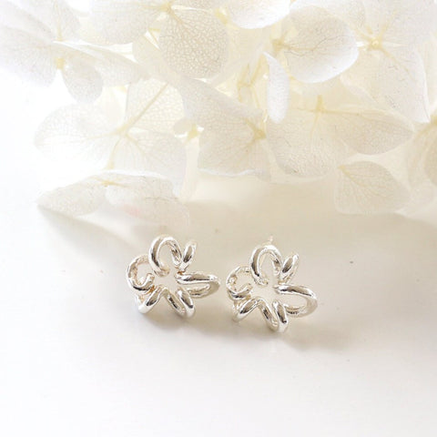 Dainty Flower String Stud Earrings